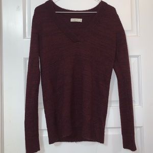A&F maroon sweater